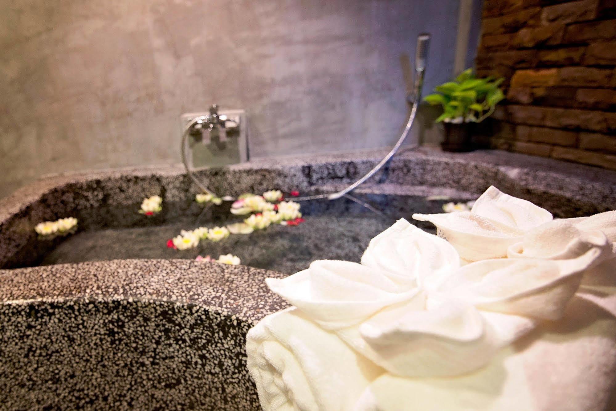 Moon Flower Residence Siem Reap Ngoại thất bức ảnh